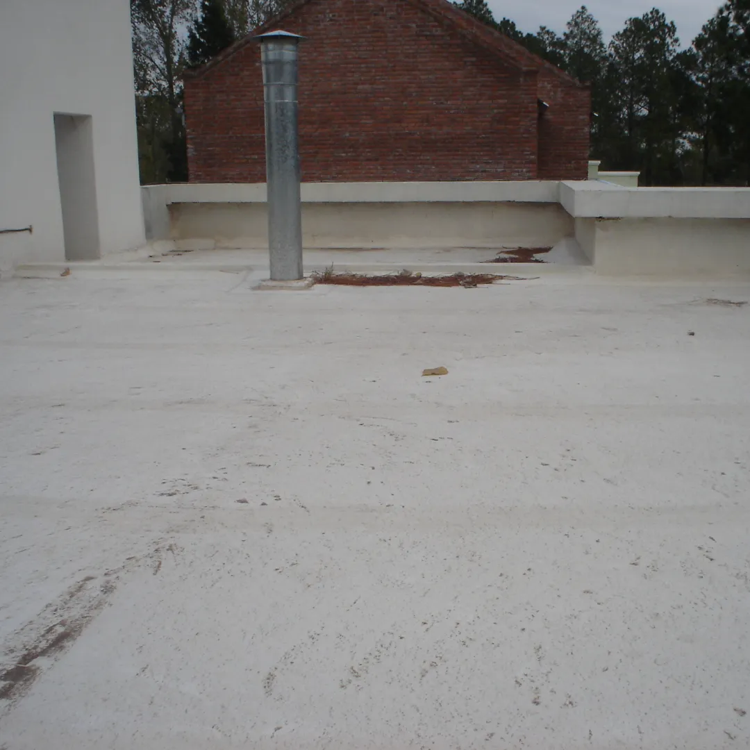 IMPERMEABILIZACION DE TECHOS CON MEMBRANA ACRILICA Y FIBRA DE VIDRIO