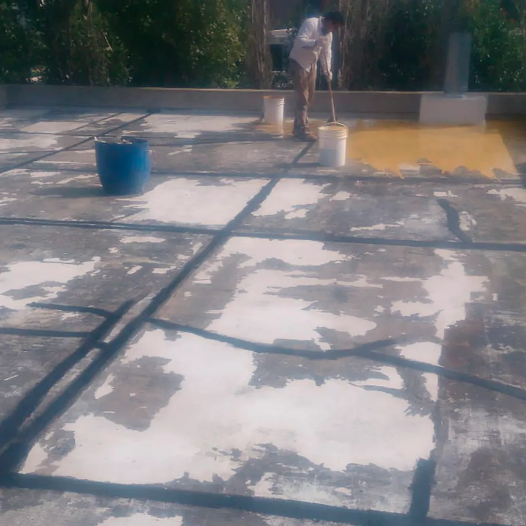 AZOTEA IMPERMEABILIZADA CON ASFALTO Y MEMBRANA TRANSITABLE